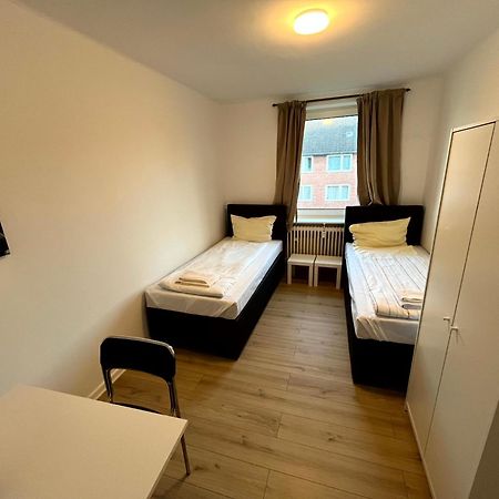 3-Zimmer Monteurwohnung Mit Balkon Neumünster Екстериор снимка