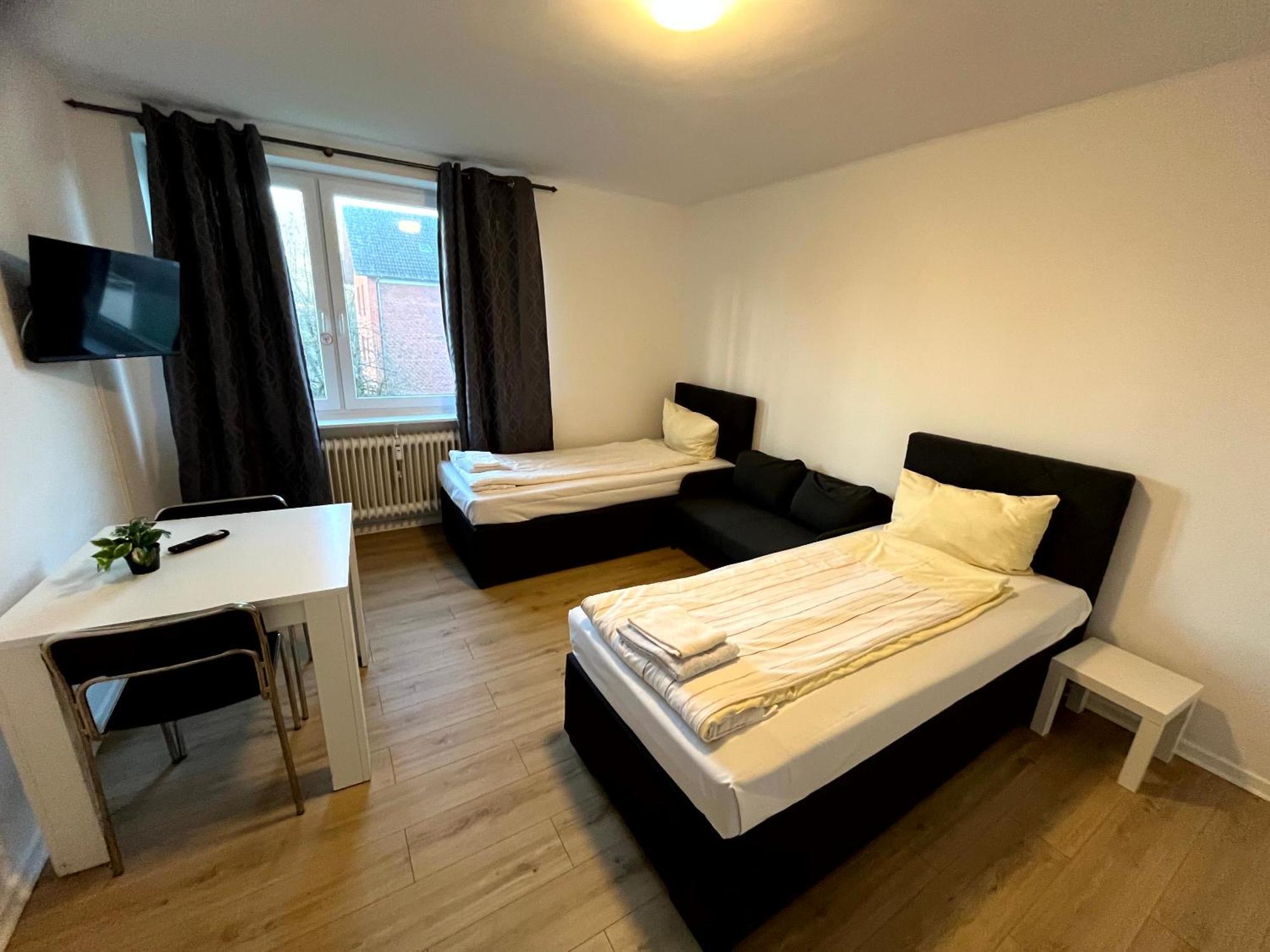 3-Zimmer Monteurwohnung Mit Balkon Neumünster Екстериор снимка