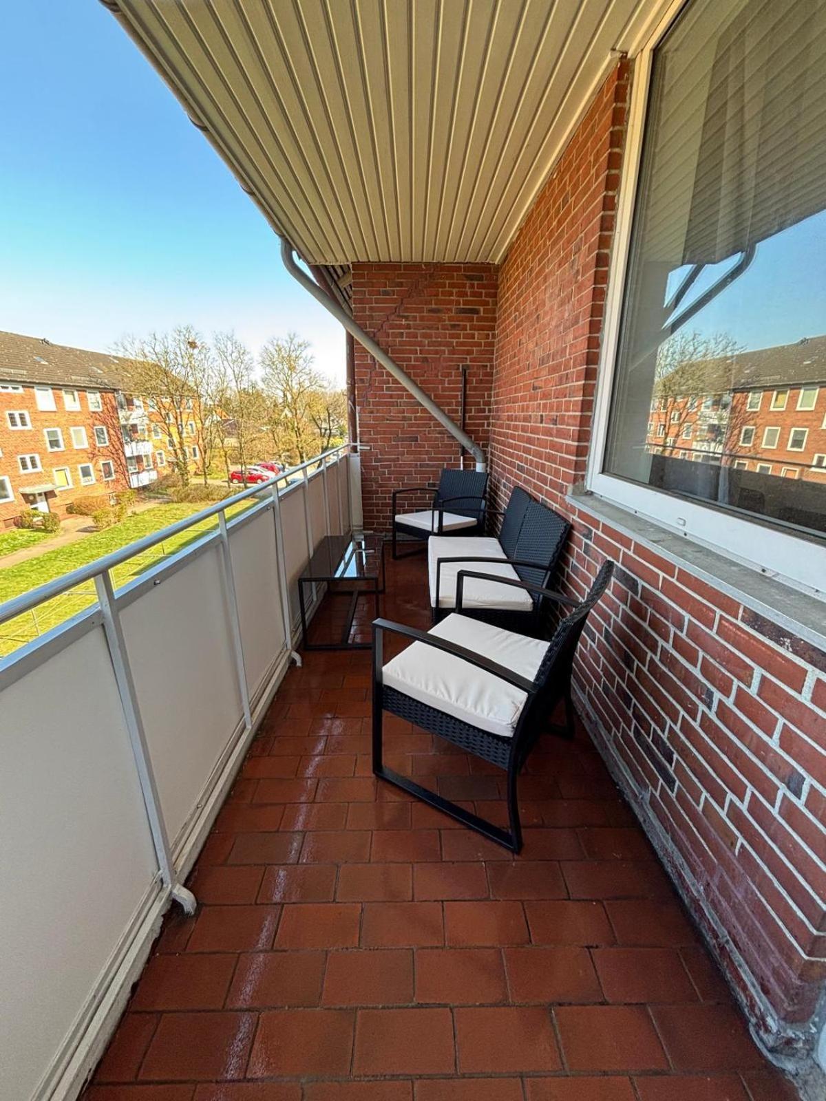 3-Zimmer Monteurwohnung Mit Balkon Neumünster Екстериор снимка